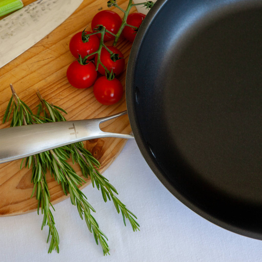 Titanium Max™ Frypan | Non-stick, scratch-resistant | 2nd Unit -€10